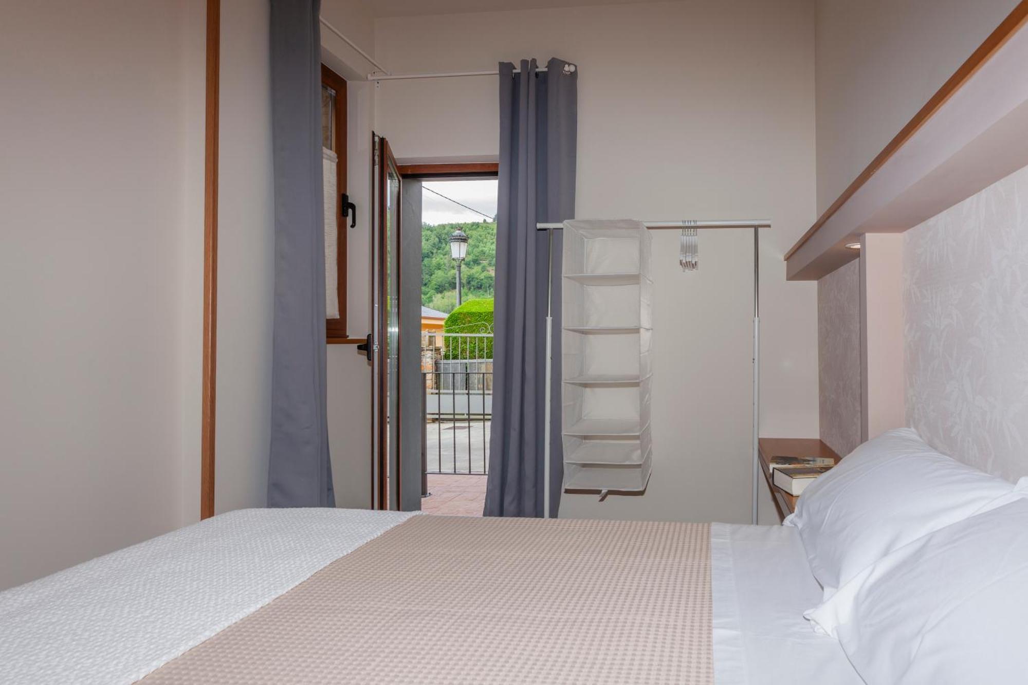 Apartamentos Rurales Tin Turismo Santa Eulalia de Oscos Exterior foto